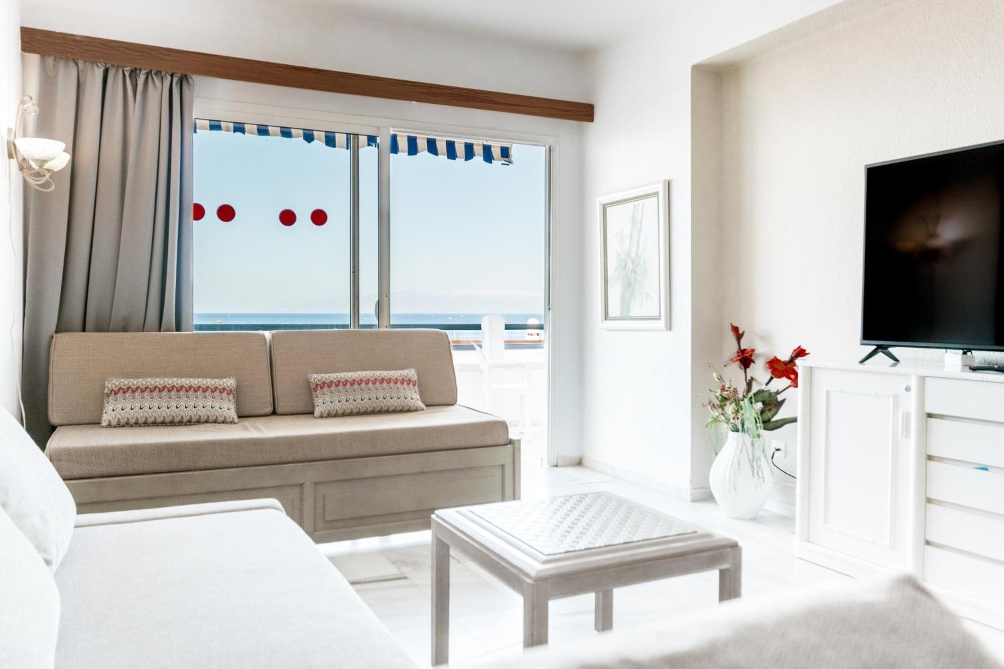 Club Atlantis Aparthotel Ocean View Costa Adeje  ภายนอก รูปภาพ
