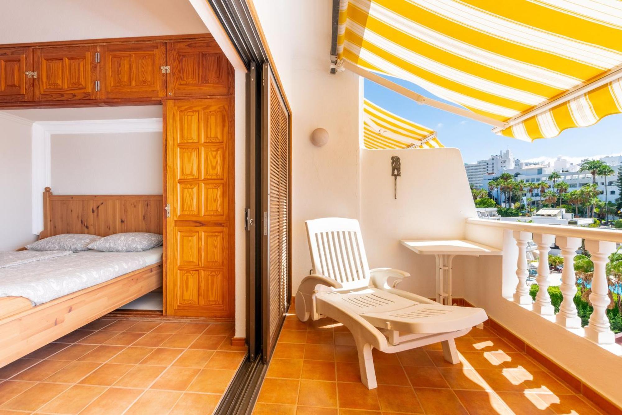 Club Atlantis Aparthotel Ocean View Costa Adeje  ภายนอก รูปภาพ